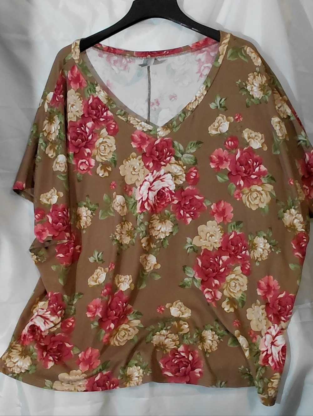 Honeyme Brown Floral V-Neck Short Sleeve Top with Pink and Cream Flowers